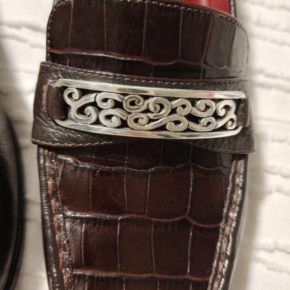 Brighton Women's Brown / Burgundy Loafers. Brand New. - Picture 3 of 11